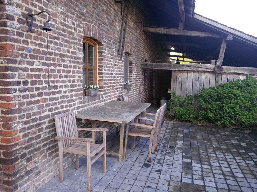 Vakantiewoning Venderhof Maaseik Buitenkant foto